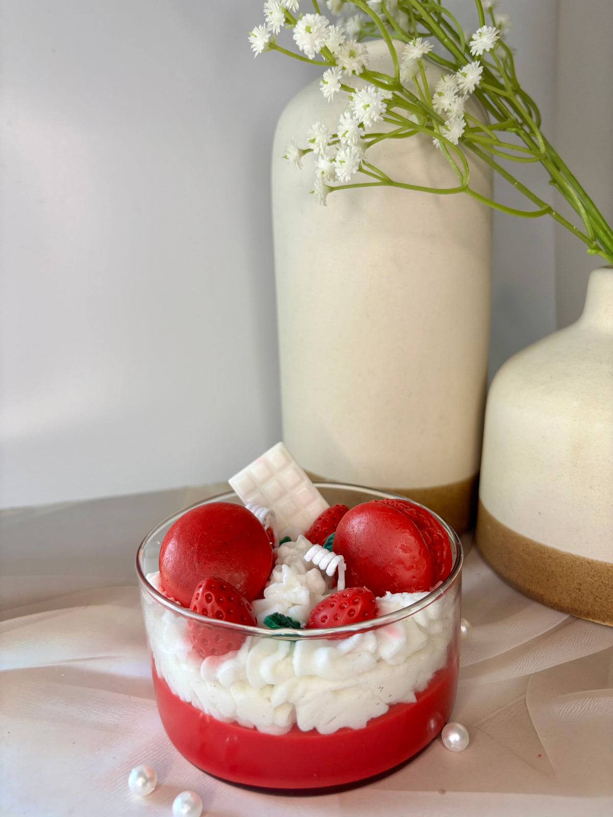 Berry Cream Macaron